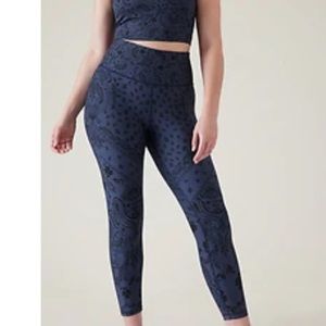 Athleta 7/8” Elation Tight